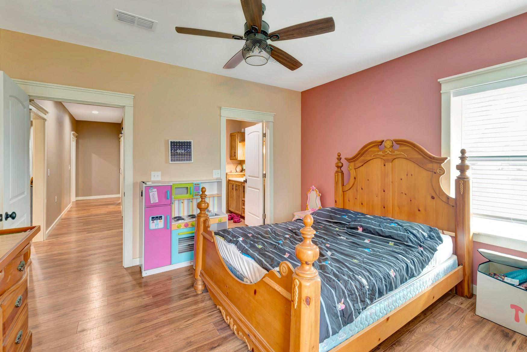 1207 Friar Road