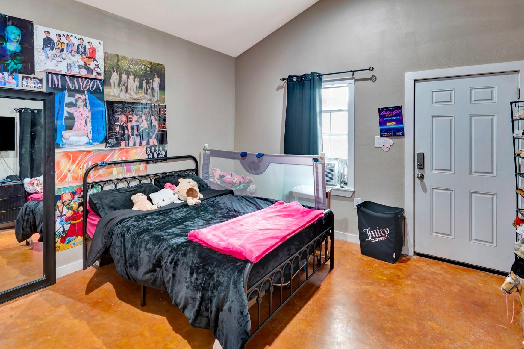 1207 Friar Road