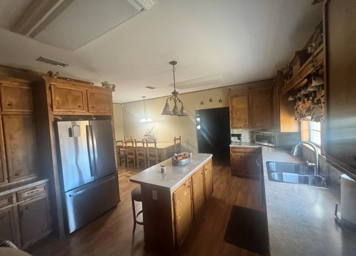 3393 State Highway 111 E
