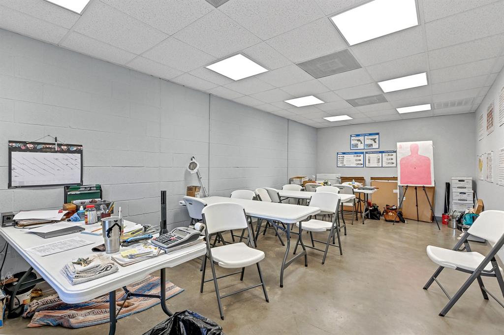 20003 Bauer Hockley Road