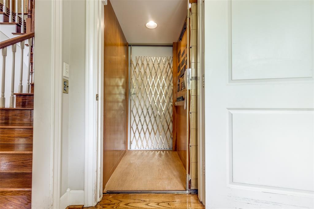 36111 Post Oak Circle