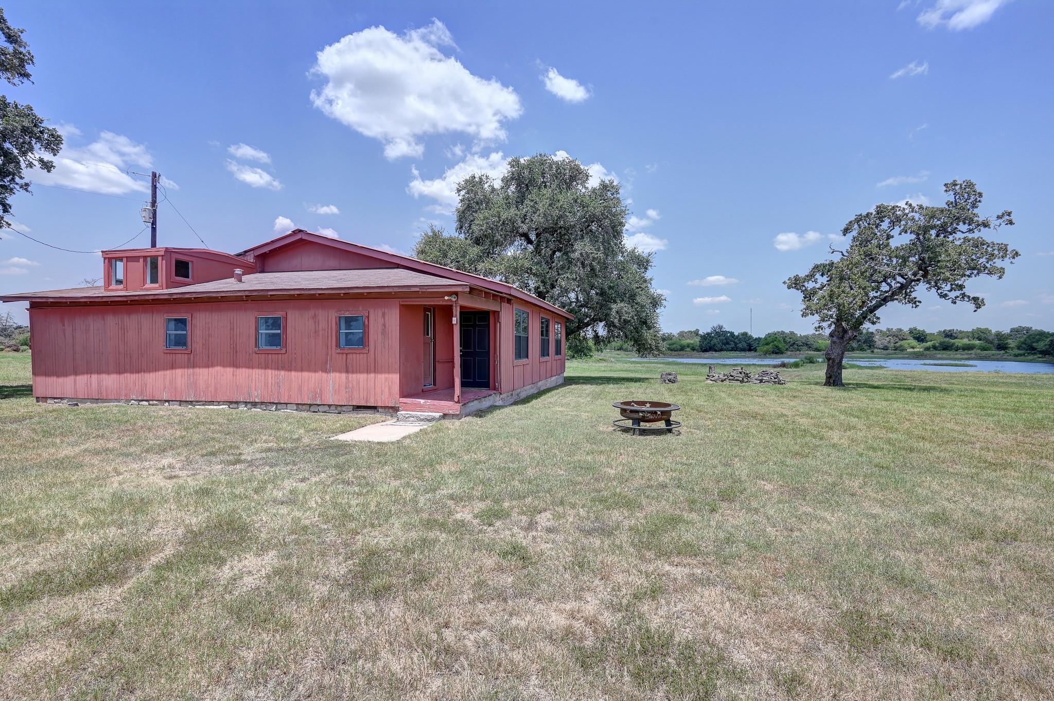 1231 County Road 131