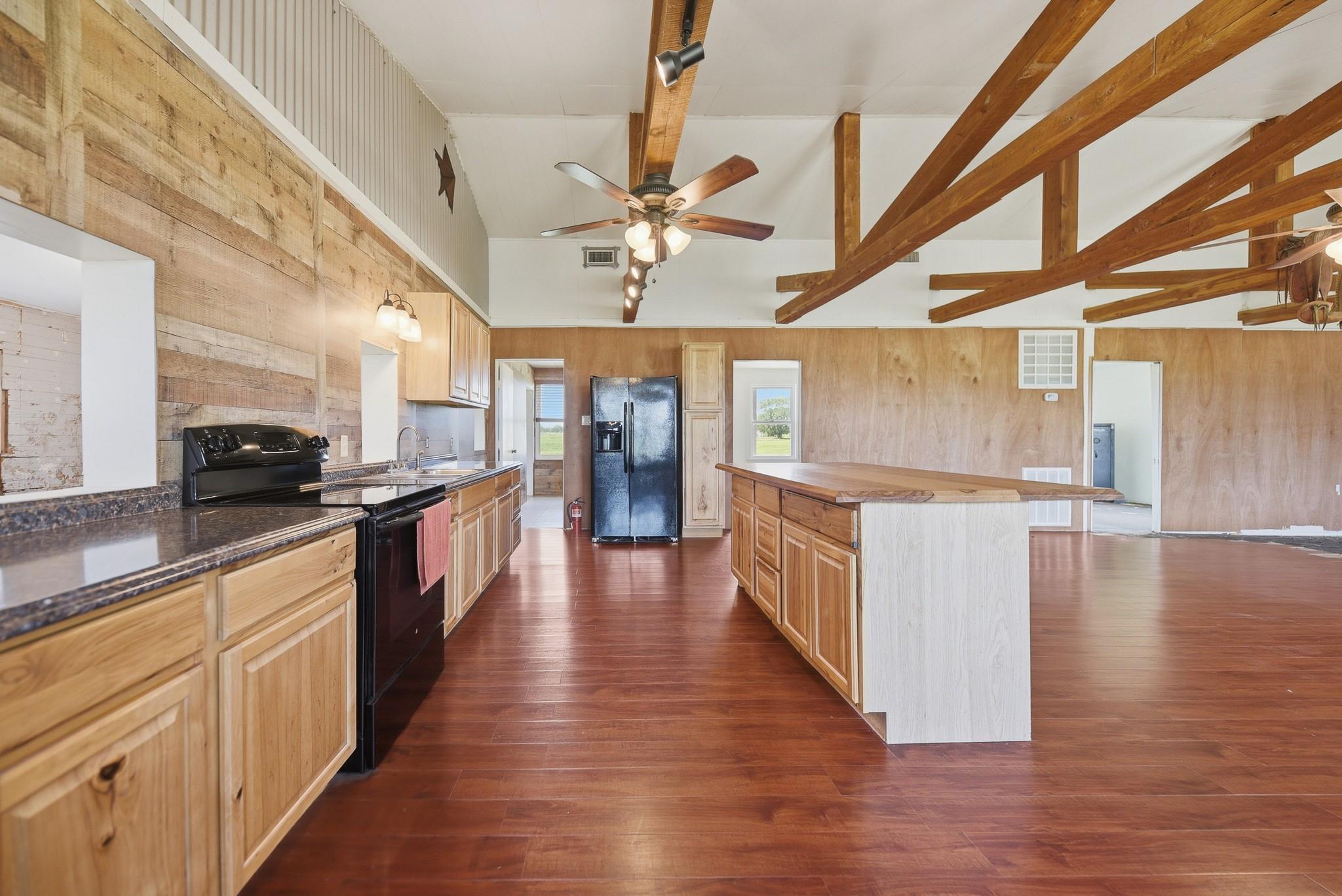 1231 County Road 131