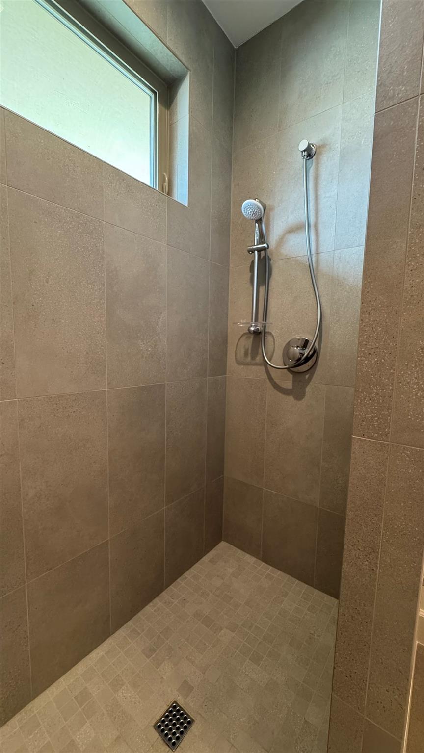 405 Spicewood Trails DR