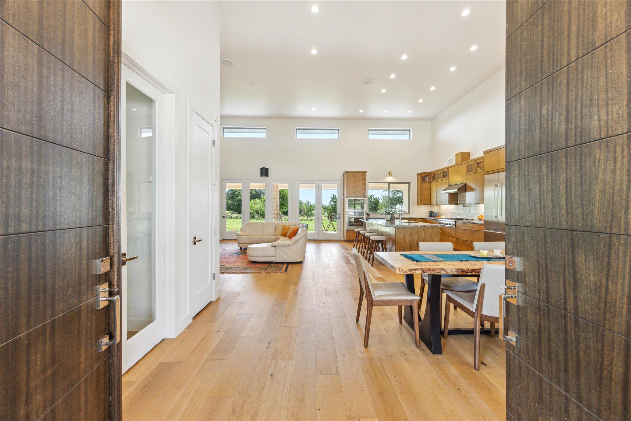 405 Spicewood Trails DR