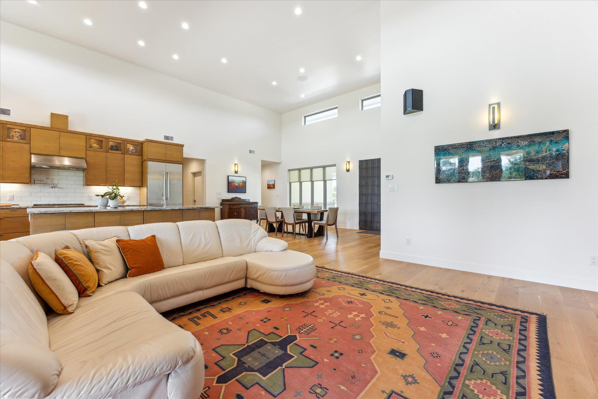 405 Spicewood Trails DR