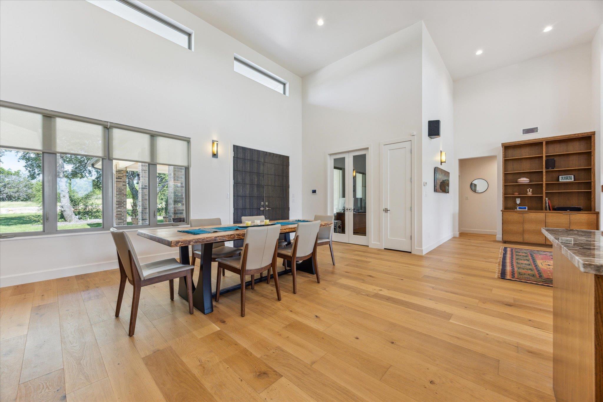 405 Spicewood Trails DR