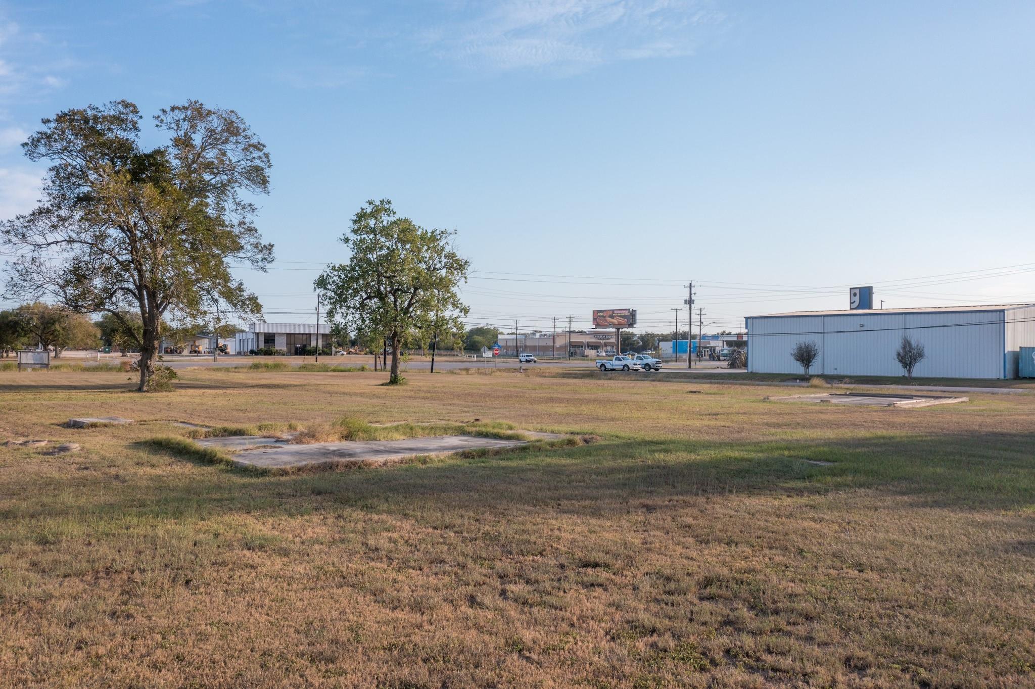 4406 Houston Highway