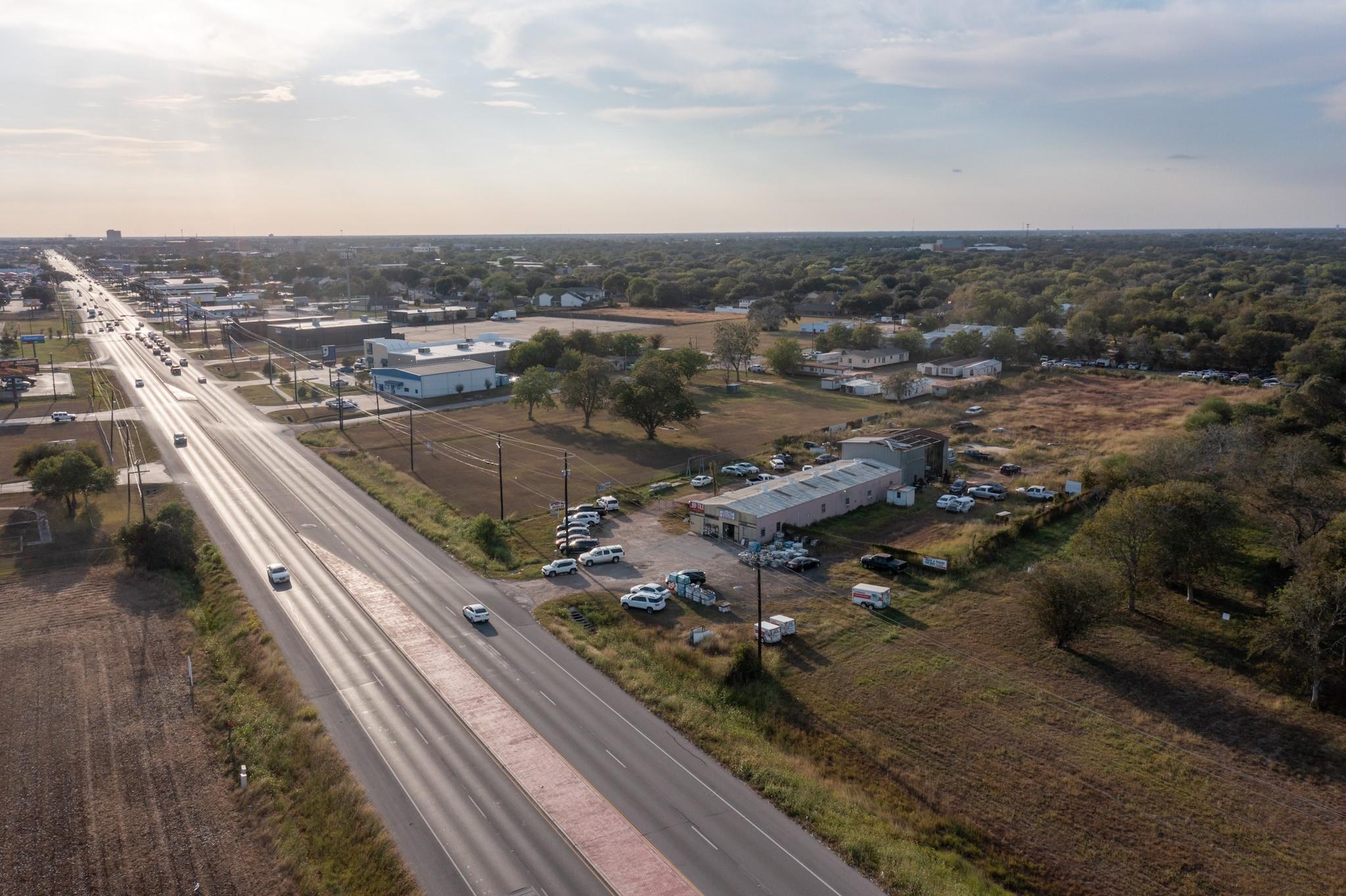 4406 Houston Highway