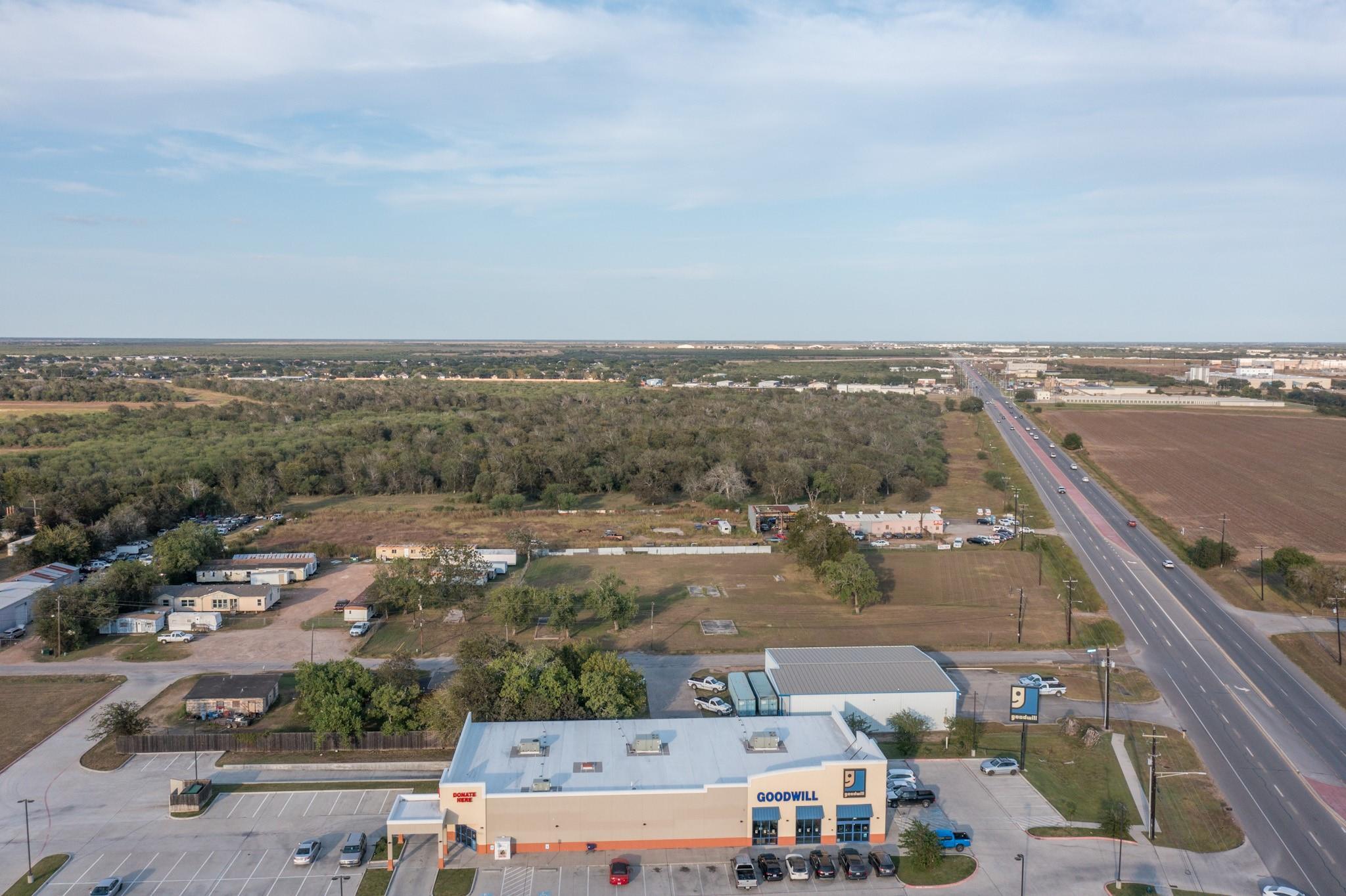 4406 Houston Highway