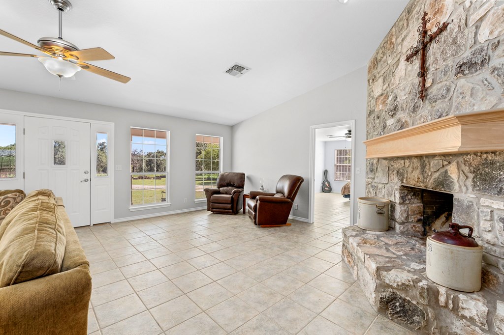 2474 W Goehmann Lane