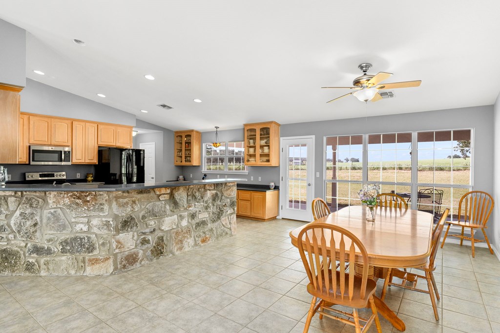 2474 W Goehmann Lane