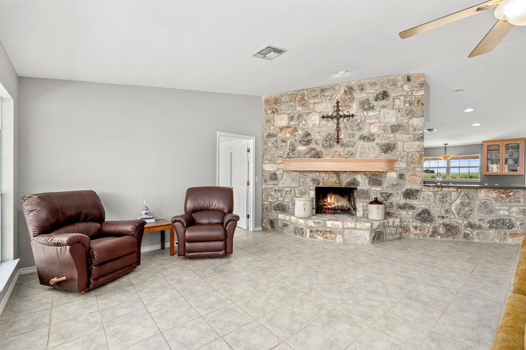 2474 W Goehmann Lane