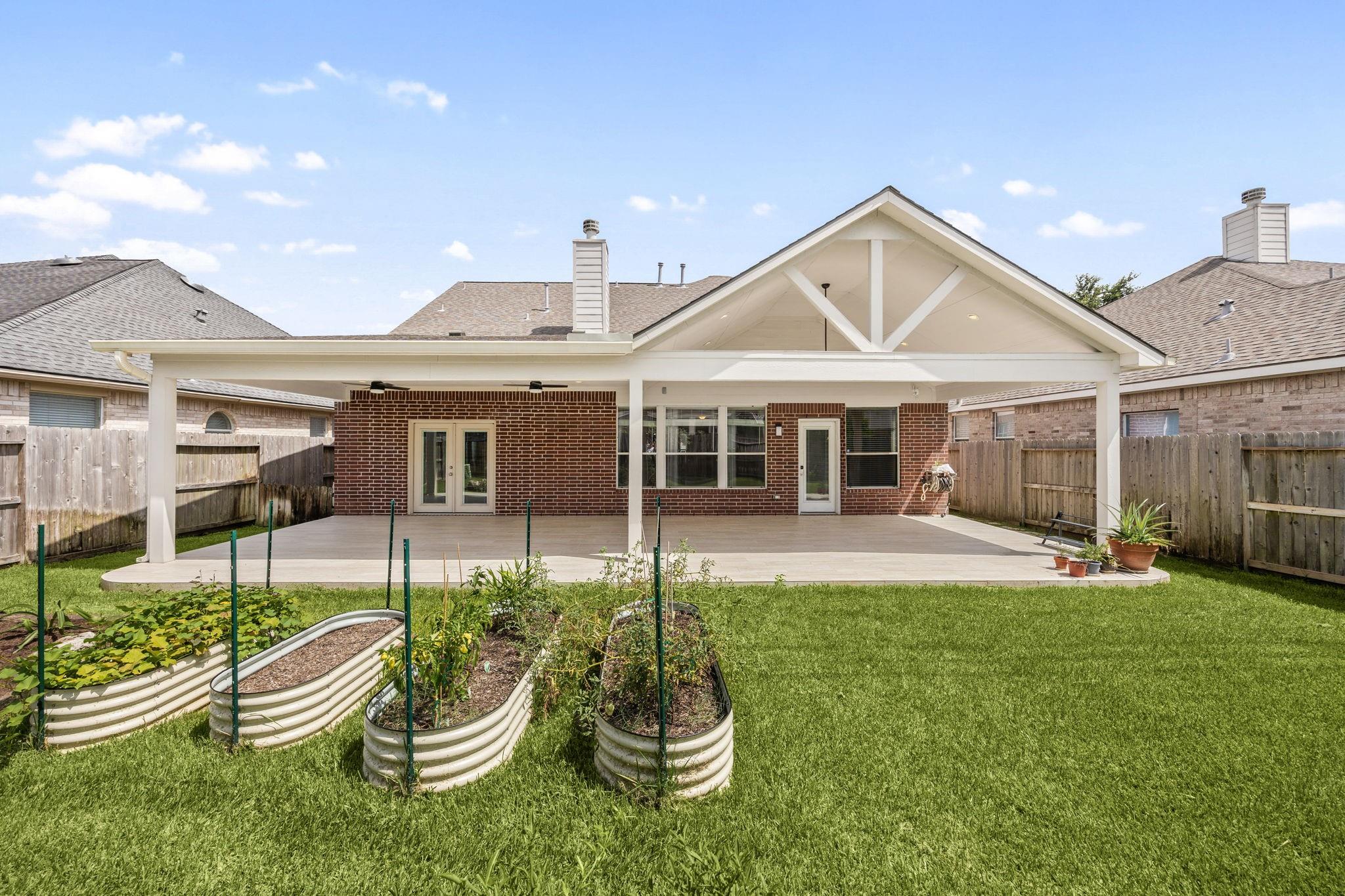 4526 Countrypines Drive