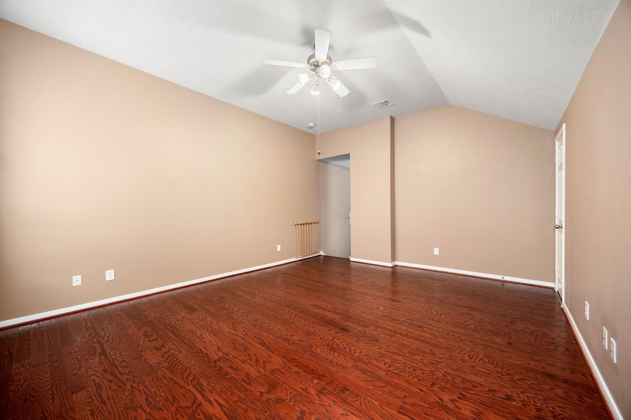 4526 Countrypines Drive
