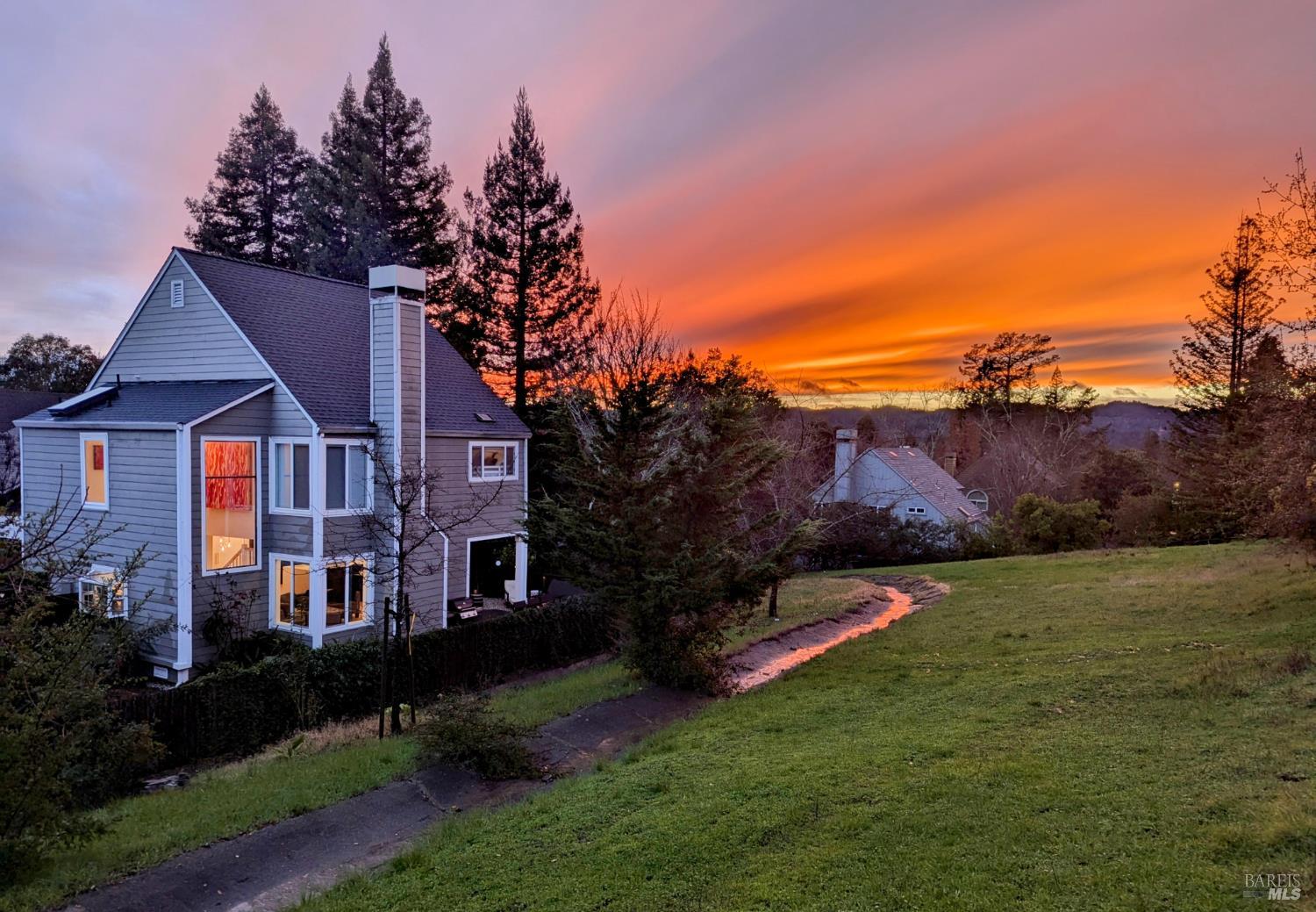 1337 Creekside Court Healdsburg Ca 95448 325088466