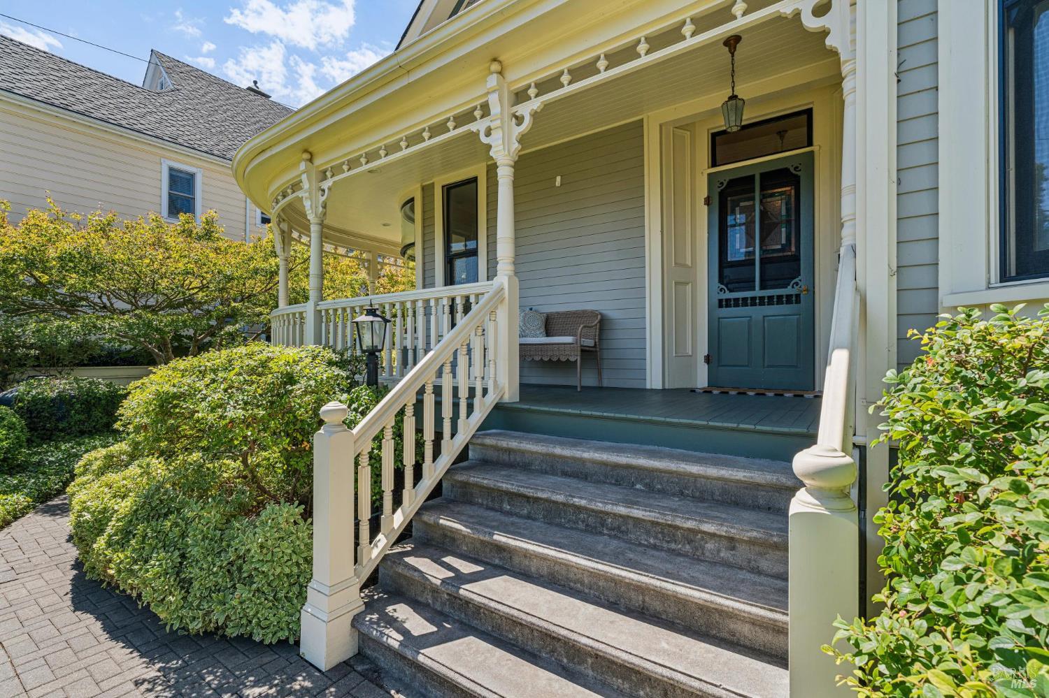 325 Fitch Street
