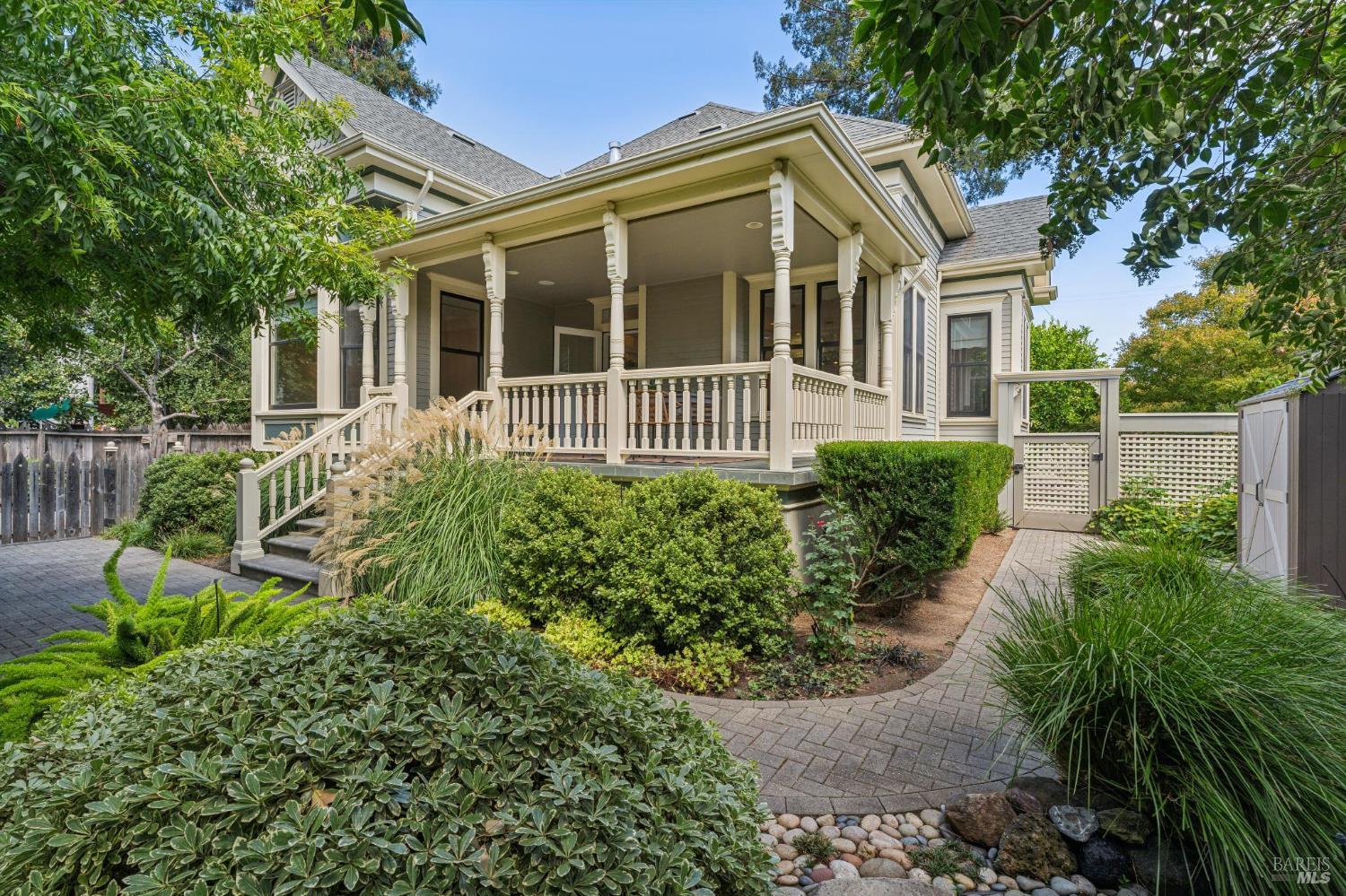 325 Fitch Street