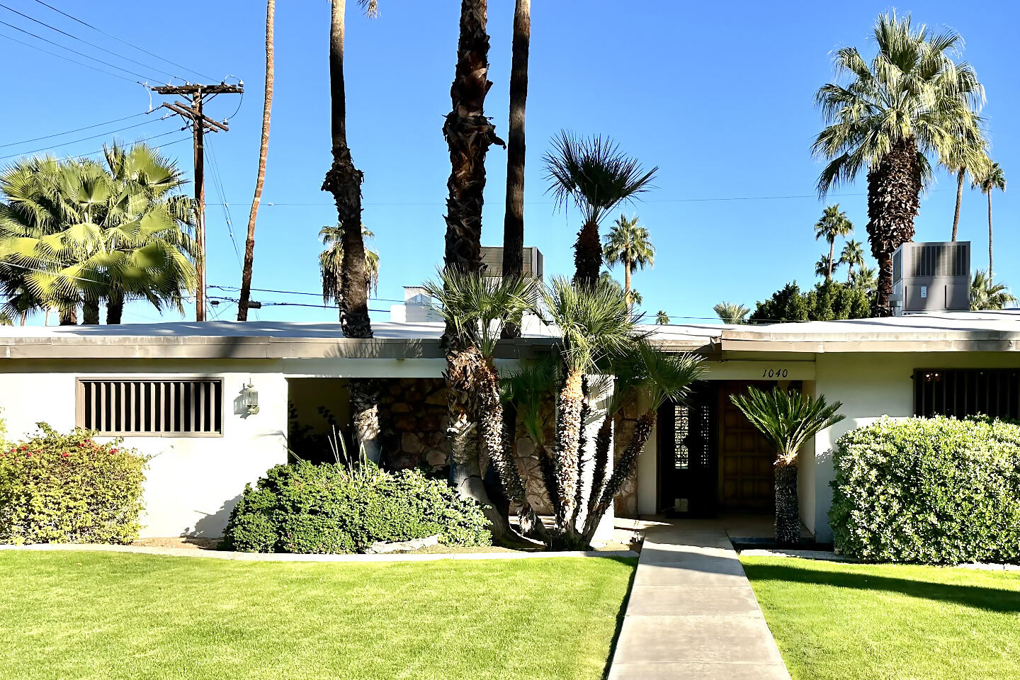 1040 S Sagebrush RD