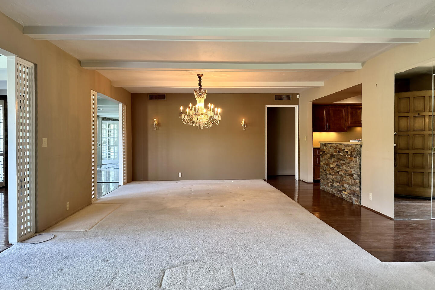 1040 S Sagebrush RD