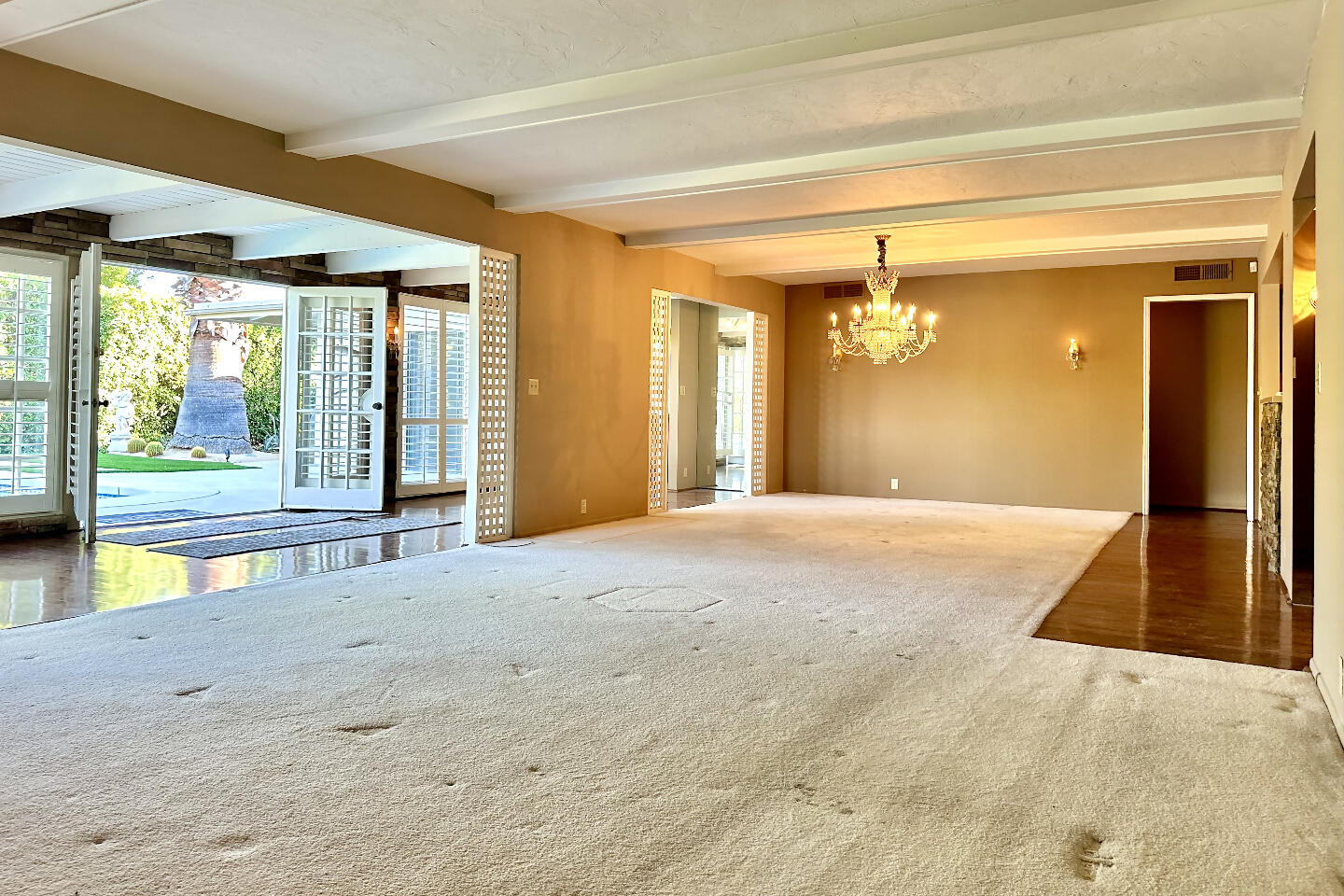 1040 S Sagebrush RD