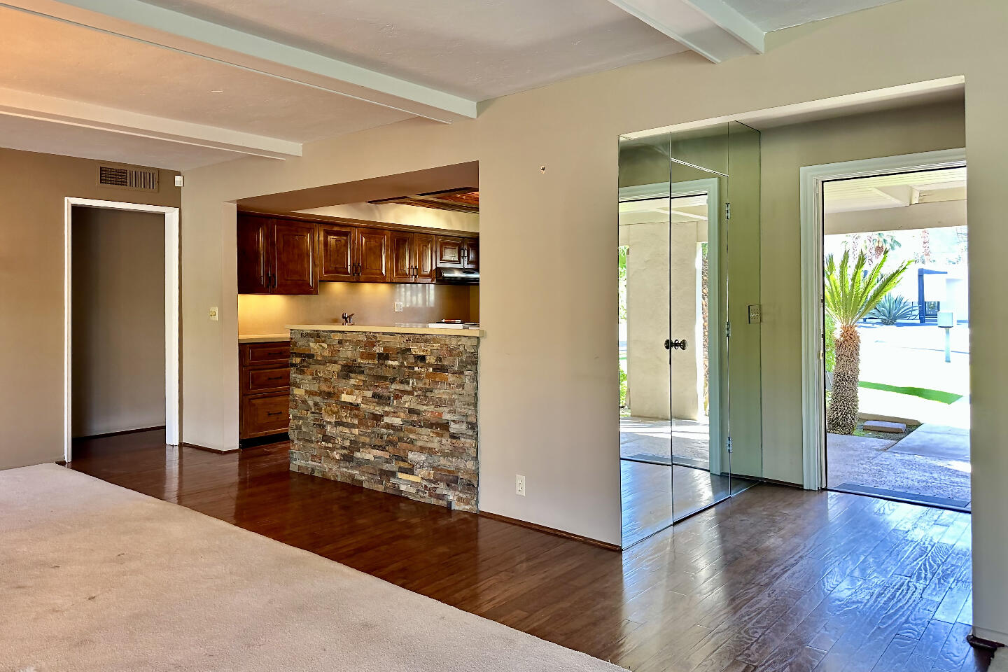 1040 S Sagebrush RD