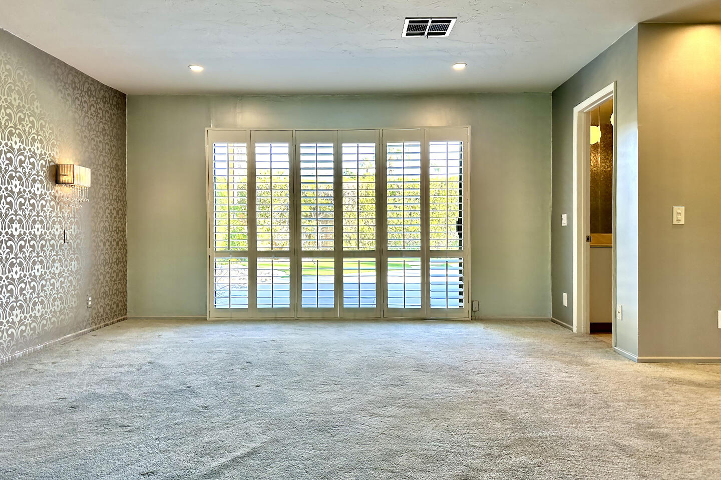 1040 S Sagebrush RD