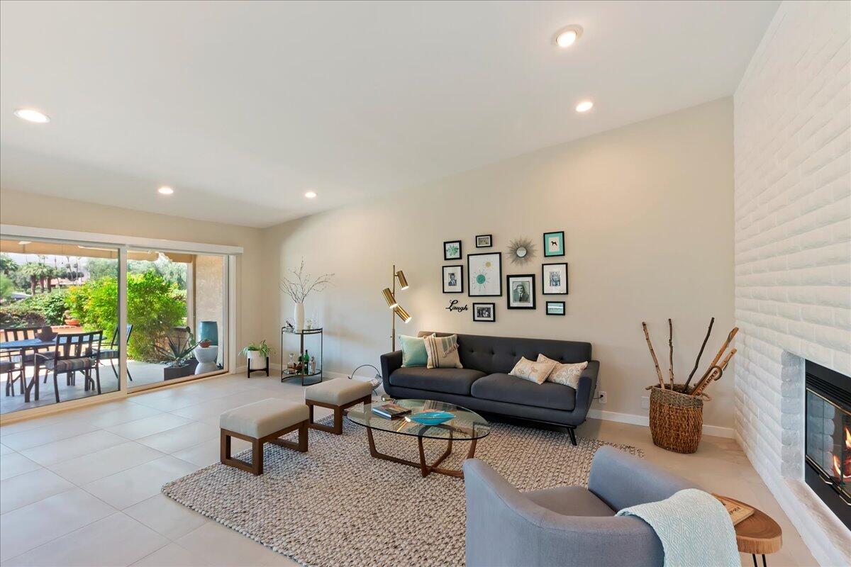 103 Conejo CIR