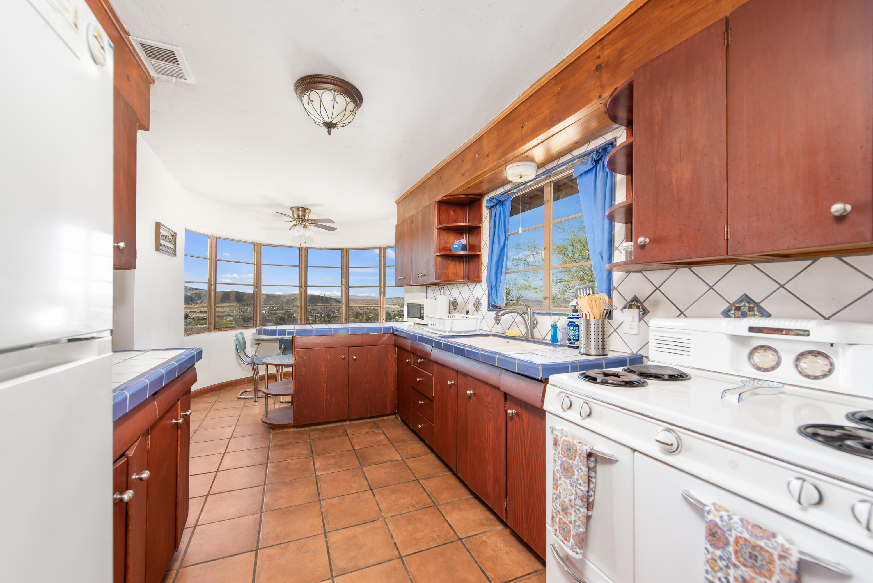 61815 Alta Vista DR