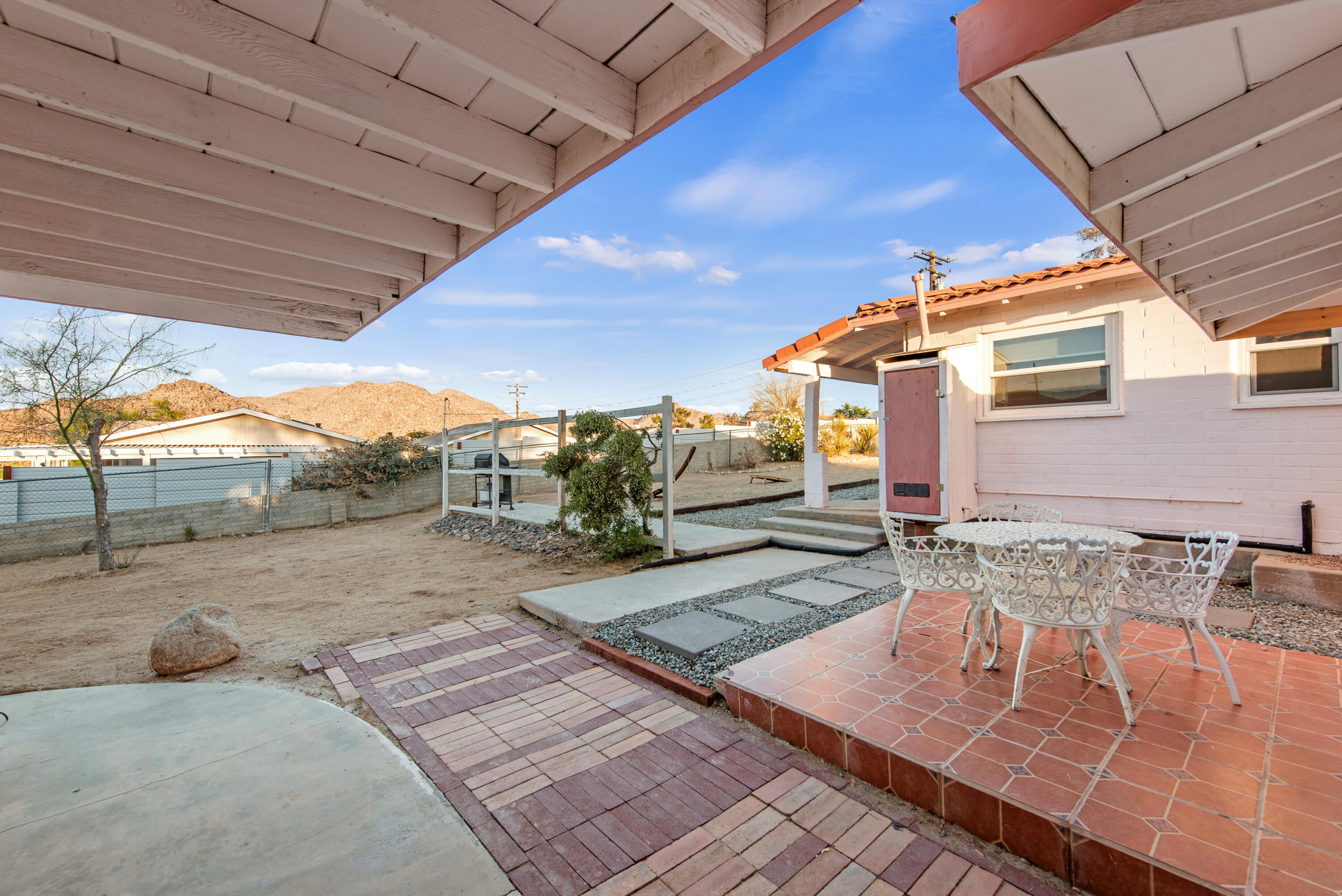 61815 Alta Vista DR