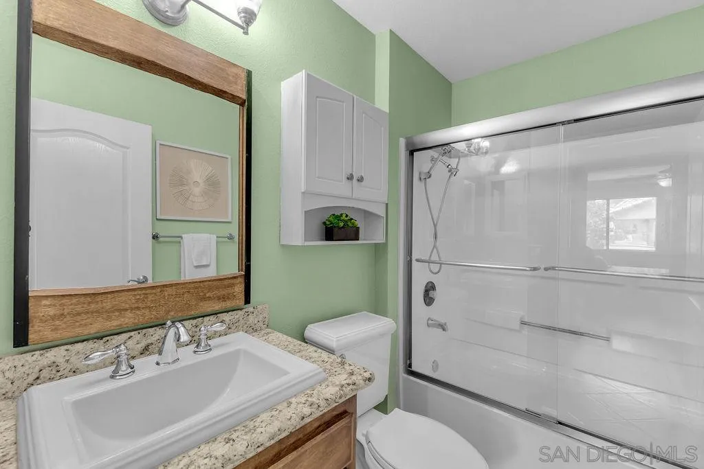 208 Woodland Pkwy Unit 212