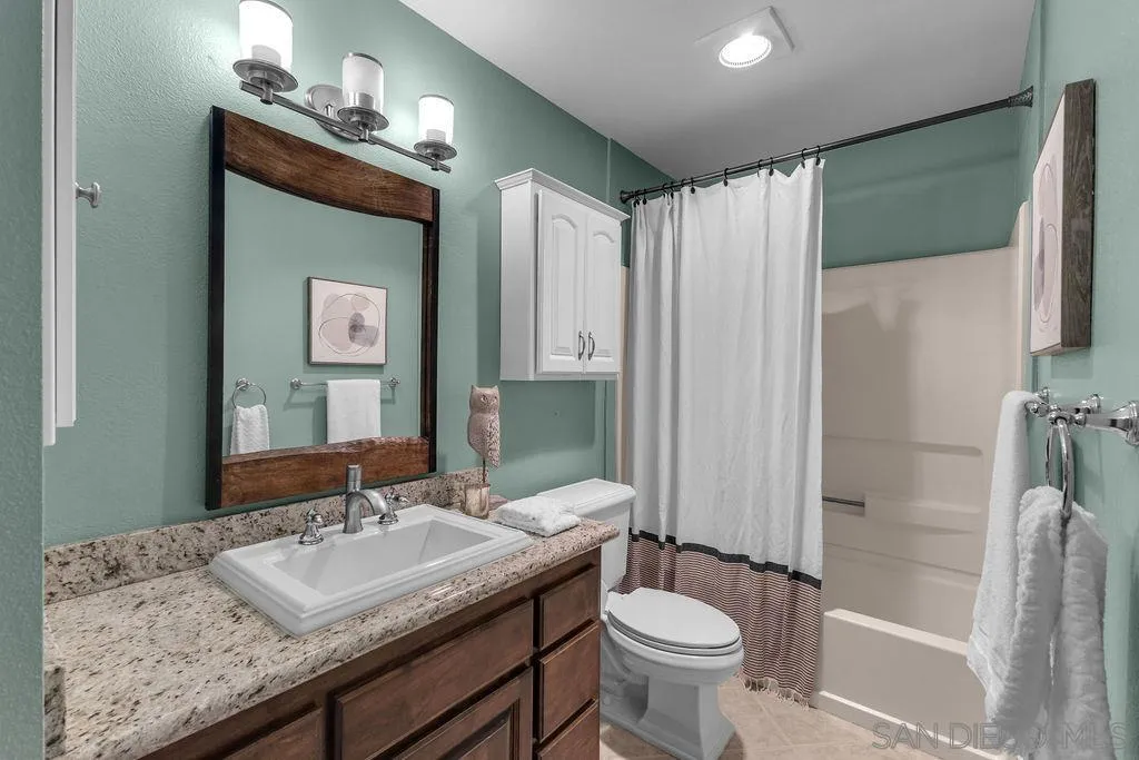 208 Woodland Pkwy Unit 212