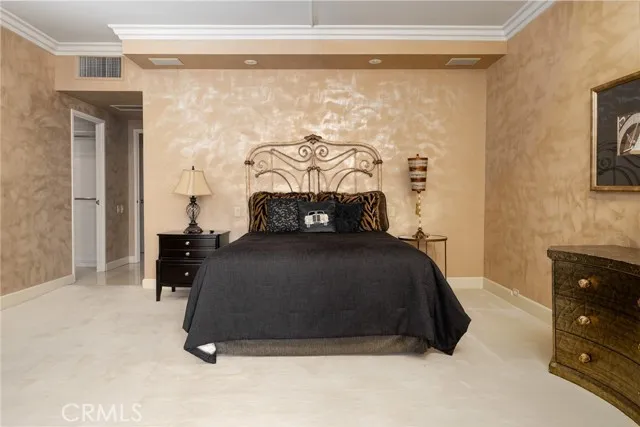 899 Island Drive Unit 703