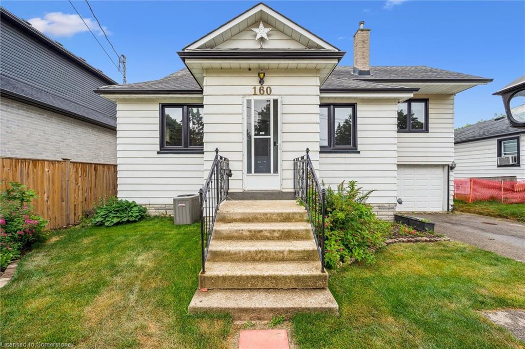 160 Forfar Street E