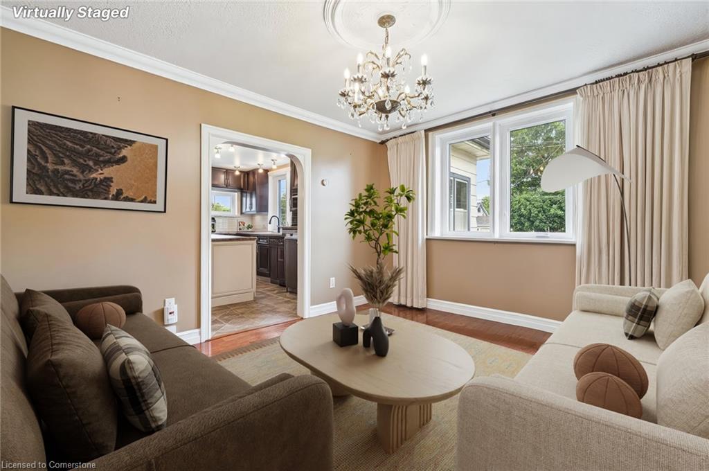 160 Forfar Street E