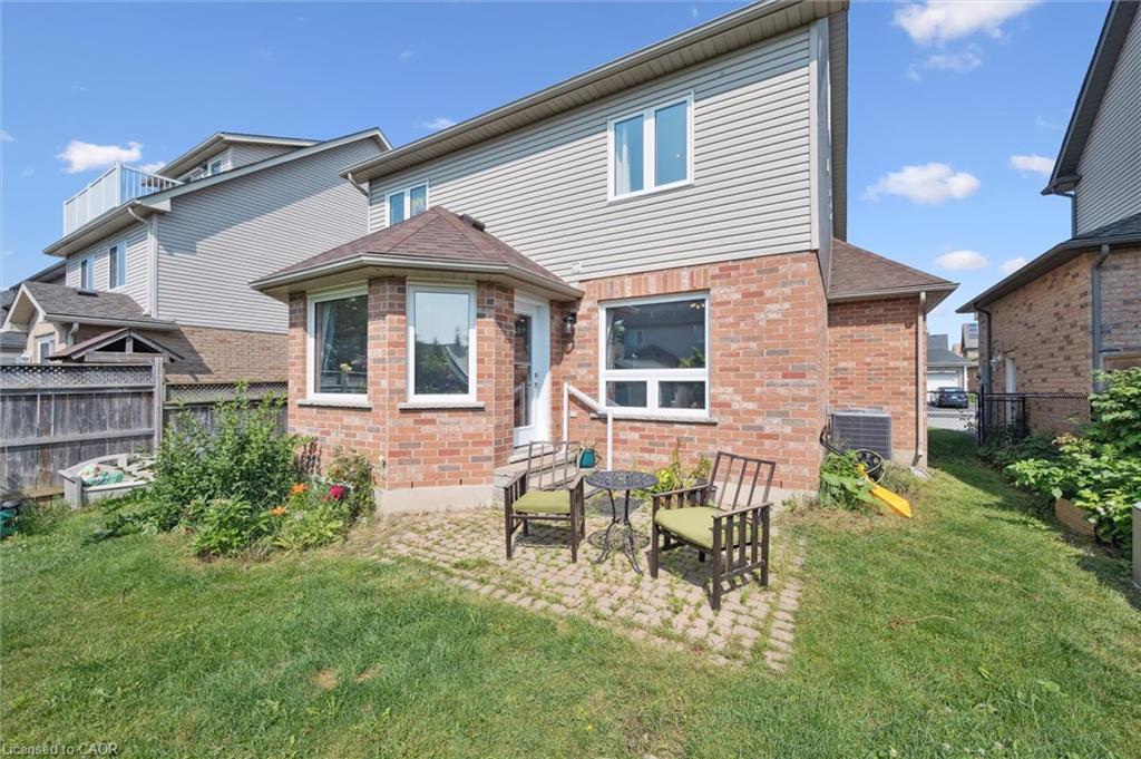 4 Holland Crescent