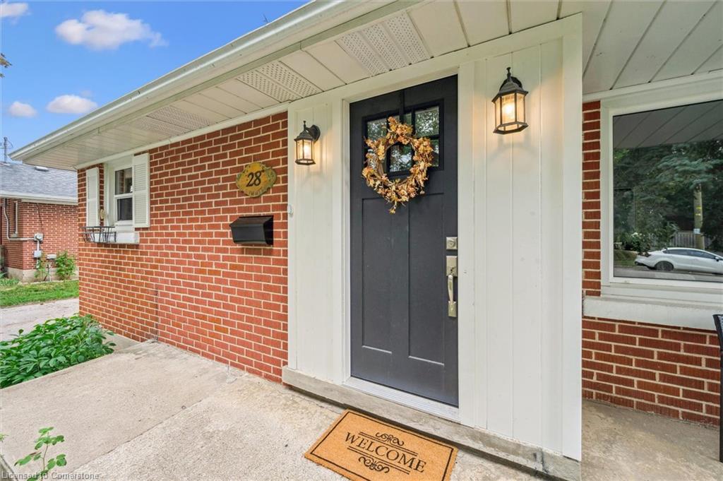 28 Summit Crescent
