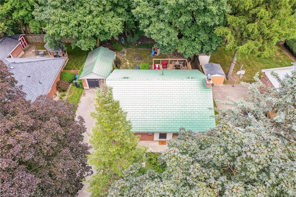 28 Summit Crescent