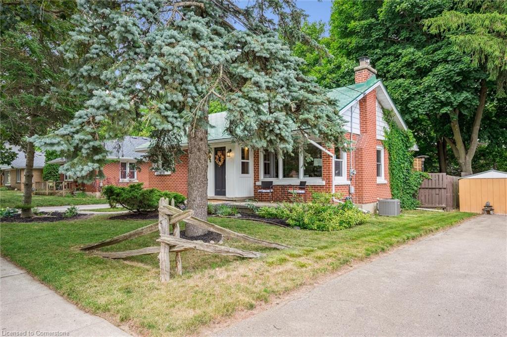 28 Summit Crescent
