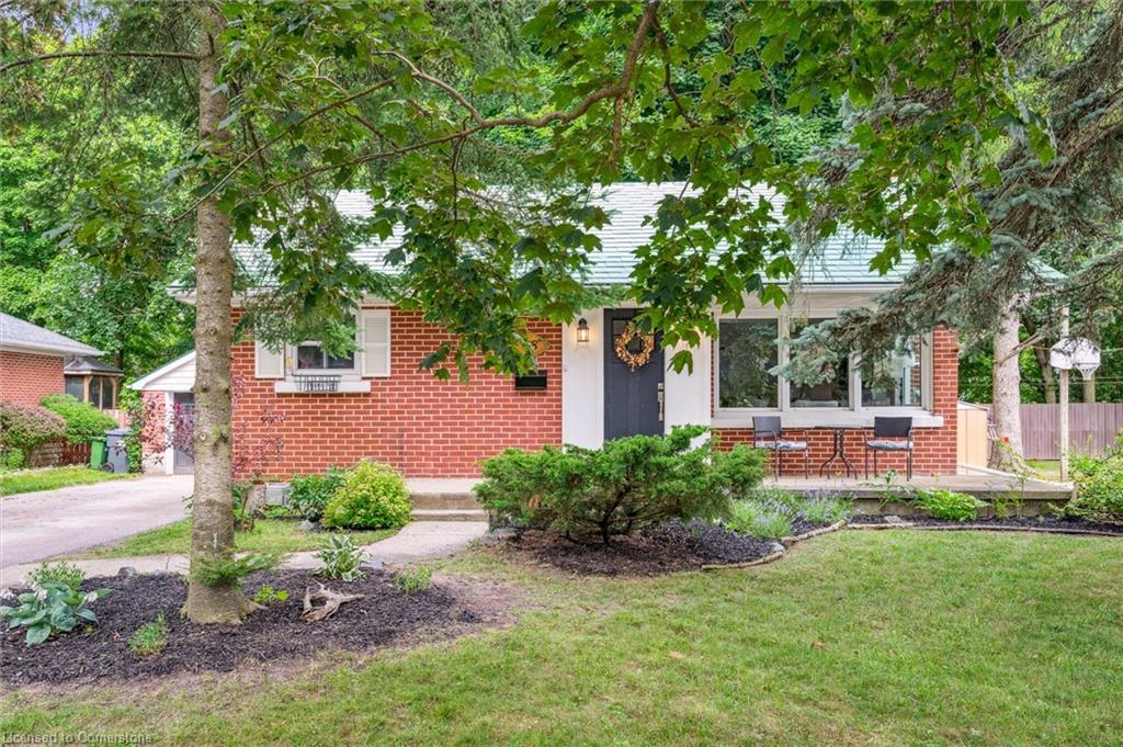 28 Summit Crescent