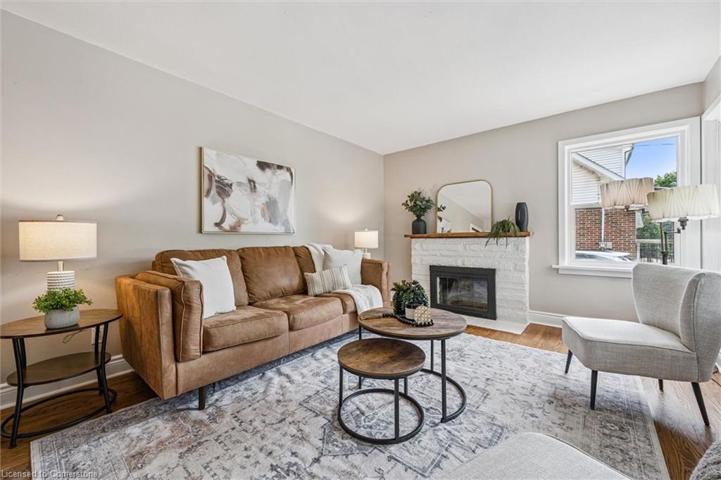28 Summit Crescent