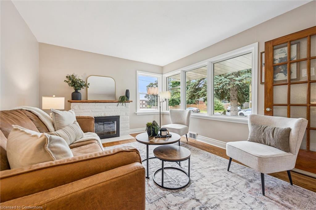 28 Summit Crescent