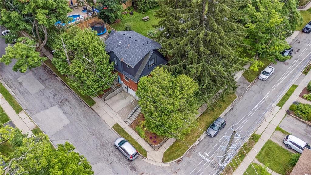 54 Forbes Avenue