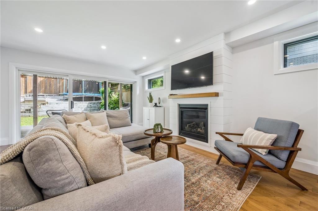 54 Forbes Avenue