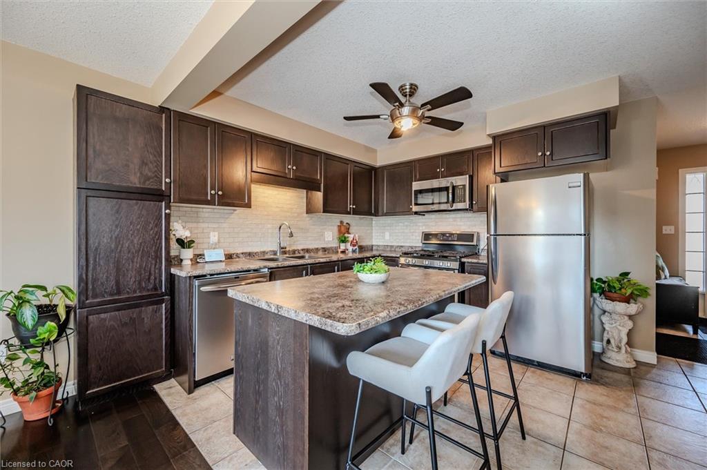 4-361 Arkell Road Unit: 4