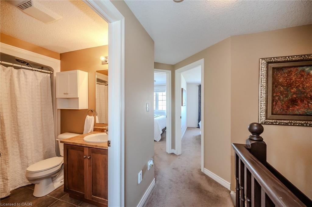4-361 Arkell Road Unit: 4