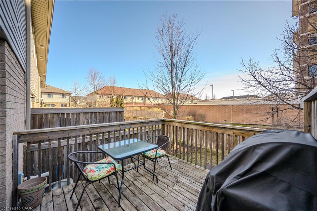 4-361 Arkell Road Unit: 4