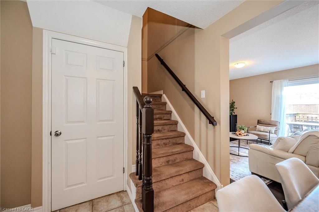4-361 Arkell Road Unit: 4