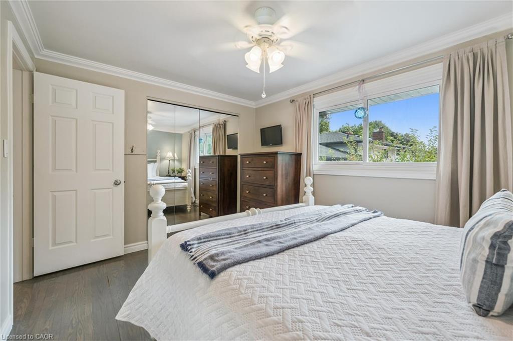 4 Carnaby Crescent