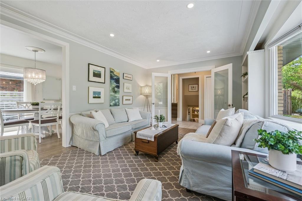 4 Carnaby Crescent